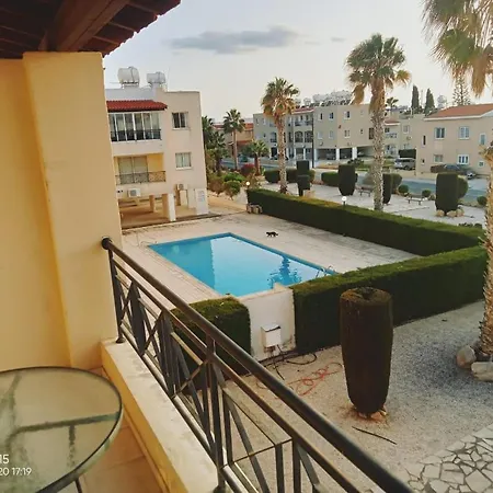 3 Bedroom Apatment Apartment Klorakas
